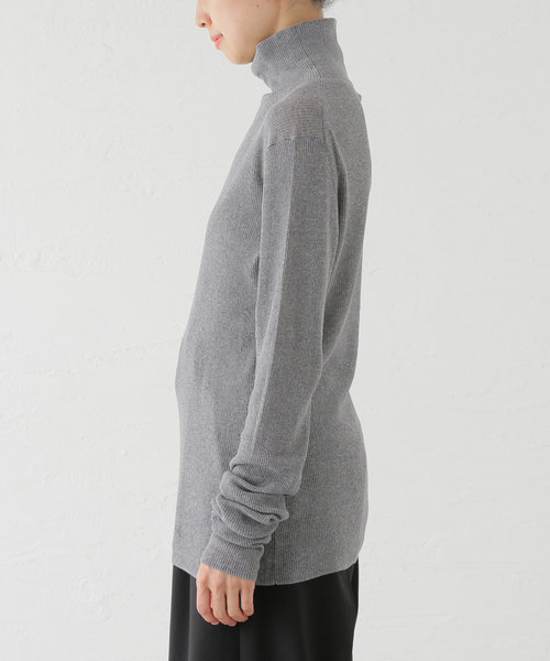 AP STUDIO（エーピーストゥディオ）の「シアータートルニット（ニット/セーター・レディース・チャコールグレー/ブラック・FREE）」の17枚目の写真