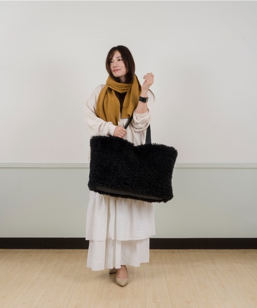 HELEN MOORE(ヘレンムーア)の「【HELEN MOORE/ヘレンムーア】フェイクファー トートバッグ マグネット(トートバッグ・レディース・ブラック・FREE)」の11枚目の写真