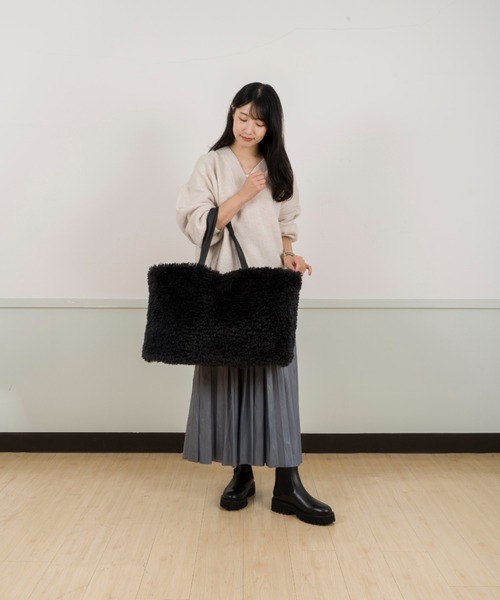 HELEN MOORE(ヘレンムーア)の「【HELEN MOORE/ヘレンムーア】フェイクファー トートバッグ マグネット(トートバッグ・レディース・ブラック・FREE)」の16枚目の写真