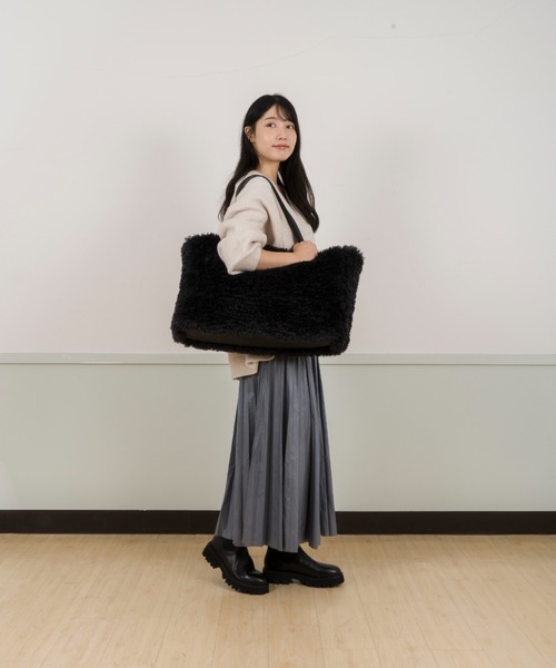 HELEN MOORE(ヘレンムーア)の「【HELEN MOORE/ヘレンムーア】フェイクファー トートバッグ マグネット(トートバッグ・レディース・ブラック・FREE)」の18枚目の写真