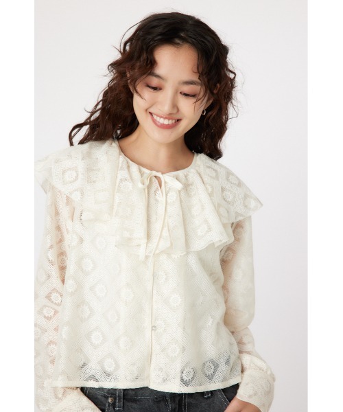 RODEO CROWNS WIDE BOWL(ロデオクラウンズワイドボウル)の「ラッフルレースボレロ(シャツ/ブラウス・レディース・オフホワイト/ブラック・FREE)」の1枚目の写真
