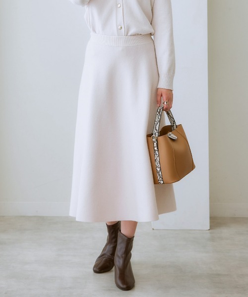 7days Life Styling(セブンデイズライフスタイリング)の「フレアニットスカート(毛玉になりにくい・タンブル乾燥OK)(スカート・レディース・アイボリー/杢グレー/ブラック/ラベンダー・S/M/L/LL/3L)」の7枚目の写真