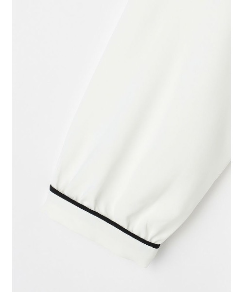 Perfect Suit FActory（パーフェクトスーツファクトリー）の「【UVカット/防しわ】パウダーストレッチ　7分袖配色ブラウス　ホワイト/グレー系/L.グレー/ベージュ（シャツ/ブラウス・レディース・グレー/オフホワイト/ベージュ/ライトグレー・M/L/S）」の16枚目の写真