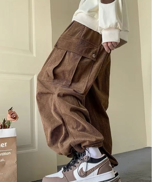 STYLE NUMBER(スタイルナンバー)の「【 STYLE NUMBER / スタイルナンバー 】 コーデュロイ カーゴパンツ(カーゴパンツ・メンズ・ブラウン/ブラック/カーキ・FREE)」の9枚目の写真