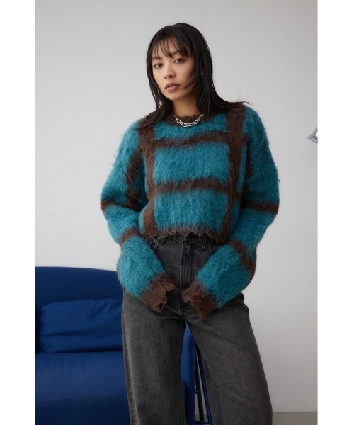 AZUL by moussy(アズールバイマウジー)の「チェックパターンクロップドシャギーニット(ニット/セーター・レディース・ブラック/ブルー・FREE)」の14枚目の写真