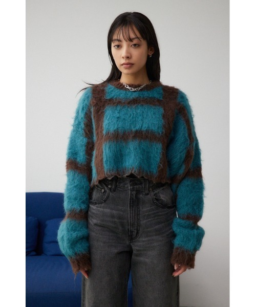 AZUL by moussy(アズールバイマウジー)の「チェックパターンクロップドシャギーニット(ニット/セーター・レディース・ブラック/ブルー・FREE)」の17枚目の写真