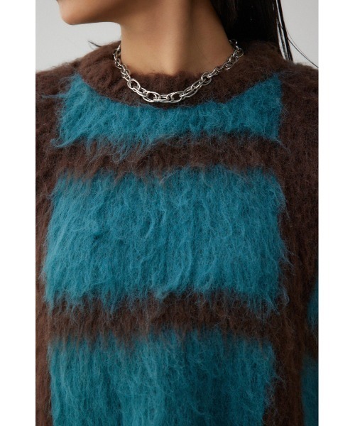 AZUL by moussy(アズールバイマウジー)の「チェックパターンクロップドシャギーニット(ニット/セーター・レディース・ブラック/ブルー・FREE)」の20枚目の写真