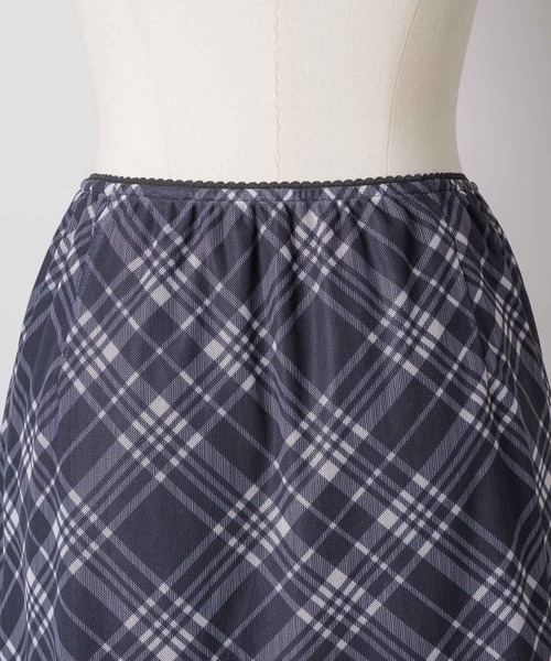 GIUNON（ジウノン）の「stretch check wrap skirt / ストレッチチェック巻きスカート（スカート・レディース・ブラック/ネイビー・FREE）」の21枚目の写真