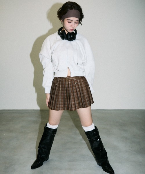 Clum（クルム）の「double zipup short hoodie / ダブルジップアップショート丈パーカー（パーカー・レディース・ブラック/グリーン/ヘザーグレー/ブルー・FREE）」の20枚目の写真