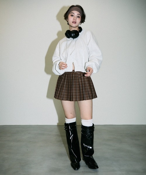 Clum（クルム）の「double zipup short hoodie / ダブルジップアップショート丈パーカー（パーカー・レディース・ブラック/グリーン/ヘザーグレー/ブルー・FREE）」の22枚目の写真
