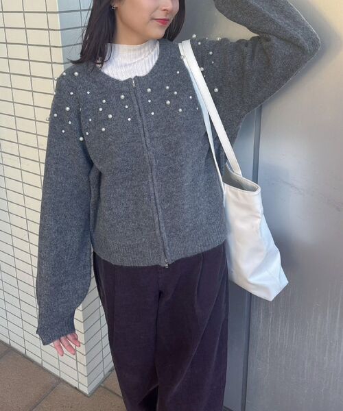 RETRO GIRL（レトロガール）の「ビジューZIPカーデ（カーディガン/ボレロ・レディース・ナチュラル/ライトグレー/ブラック・FREE）」の11枚目の写真