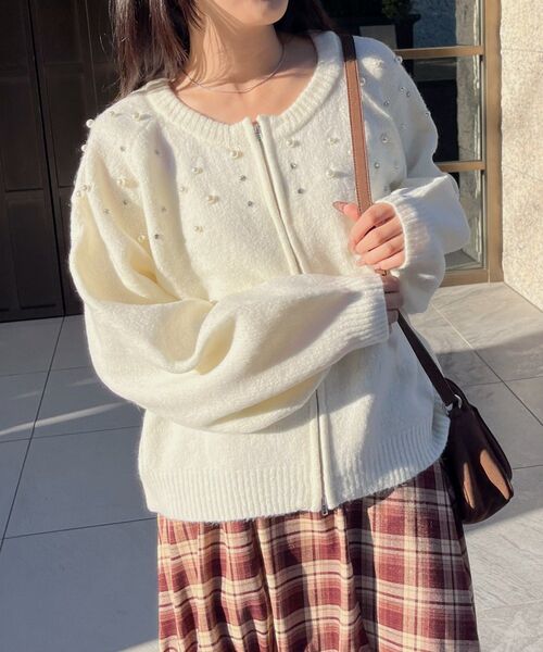 RETRO GIRL（レトロガール）の「ビジューZIPカーデ（カーディガン/ボレロ・レディース・ナチュラル/ライトグレー/ブラック・FREE）」の17枚目の写真