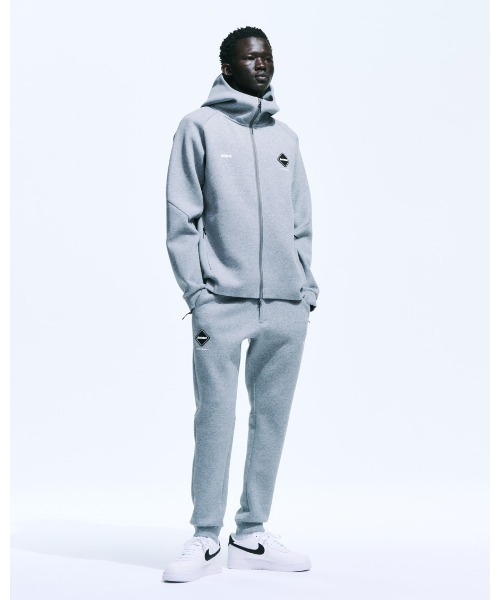 F.C.Real Bristol(エフシーレアルブリストル)の「TECH SWEAT TRAINING PANTS(その他パンツ・メンズ・ライトブラウン/グリーン/グレー/ブラック・X-LARGE/SMALL/MEDIUM/LARGE/XX-LARGE)」の6枚目の写真