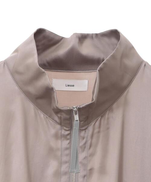 Liesse（リエス）の「サテンジップブルゾン（その他アウター・レディース・チャコールグレー/ベージュ・FREE）」の4枚目の写真