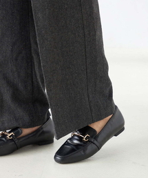 a.v.v（アーヴェヴェ）の「ビットローファー（ローファー）」