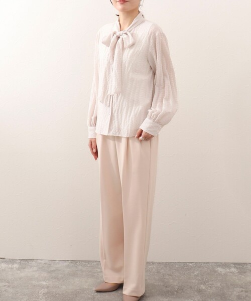 MICO COULIER(ミコクリエ)の「《オケージョン対応》ボーダージャガード楊柳リボンタイブラウス(シャツ/ブラウス・レディース・オフホワイト/グレイッシュベージュ・38)」の20枚目の写真