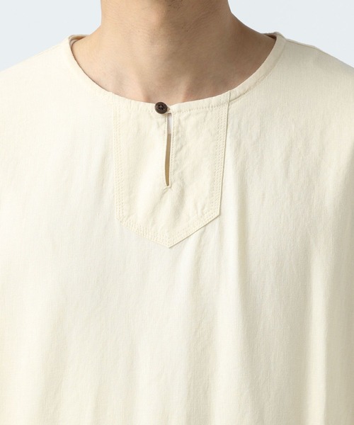 BAYFLOW(ベイフロー)の「リネンキーネック7分袖シャツプルオーバー(シャツ/ブラウス・メンズ・チャコールグレー/オフホワイト/カーキ・MEDIUM/LARGE)」の10枚目の写真