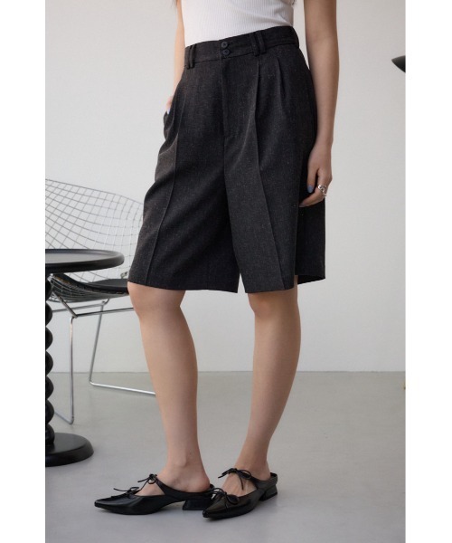 AZUL by moussy（アズールバイマウジー）の「ポリエステルリネンミックスハーフパンツ（スラックス・レディース・ライトブラック/ライトベージュ・SMALL/MEDIUM）」の3枚目の写真