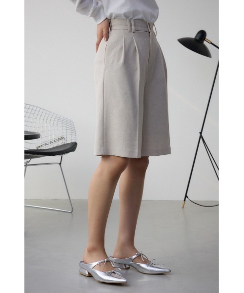 AZUL by moussy（アズールバイマウジー）の「ポリエステルリネンミックスハーフパンツ（スラックス・レディース・ライトブラック/ライトベージュ・SMALL/MEDIUM）」の13枚目の写真