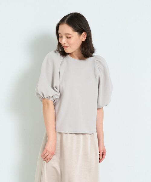 ADIEU TRISTESSE（アデュートリステス）の「COTTON SURF　ミラノリブパフP/O（ニット/セーター・レディース・ブラック/グレイッシュベージュ・FREE）」の8枚目の写真