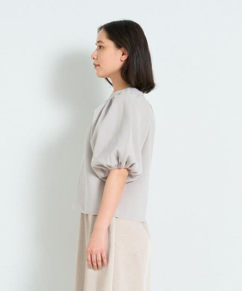 ADIEU TRISTESSE（アデュートリステス）の「COTTON SURF　ミラノリブパフP/O（ニット/セーター・レディース・ブラック/グレイッシュベージュ・FREE）」の10枚目の写真