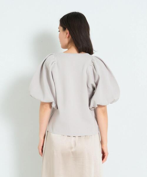 ADIEU TRISTESSE（アデュートリステス）の「COTTON SURF　ミラノリブパフP/O（ニット/セーター・レディース・ブラック/グレイッシュベージュ・FREE）」の11枚目の写真