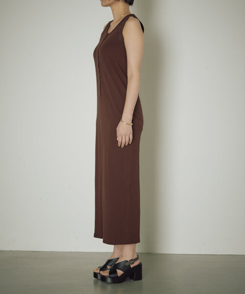 earthy（アーシー）の「リブタンクロングワンピース（ワンピース・レディース・ブラック/ブルー/ホワイト/ブラウン・SMALL/MEDIUM）」の12枚目の写真
