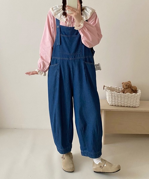 aimoha(アイモハ)の「デニムオーバーオールワイドパンツ(つなぎ/オールインワン・レディース・ライトブルー/ネイビー・FREE)」の1枚目の写真