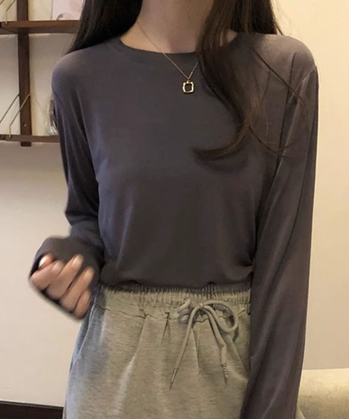 aimoha(アイモハ)の「シンプル無地長袖カットソー(Tシャツ/カットソー・レディース・ダークグリーン/ダークグレー/ホワイト/ブラック/ベージュ/ピンク・FREE)」の18枚目の写真