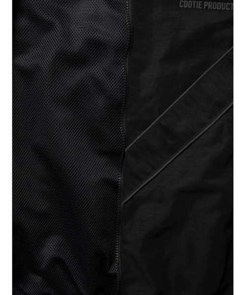 COOTIE PRODUCTIONS(クーティープロダクションズ)の「N/L Weather Training Jacket(ミリタリージャケット・メンズ・ブラック・SMALL/MEDIUM/LARGE/X-LARGE)」の6枚目の写真