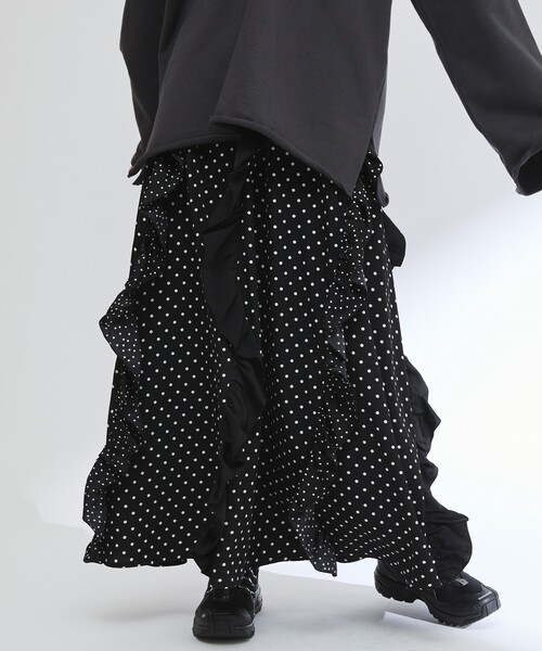 Firsthand(ファーストハンド)の「Firsthand/ファーストハンド イージー プリントフリルギャザーマキシスカート / 柄切り替えデザイン(スカート・レディース・ドット/ブラック/その他・FREE)」の20枚目の写真