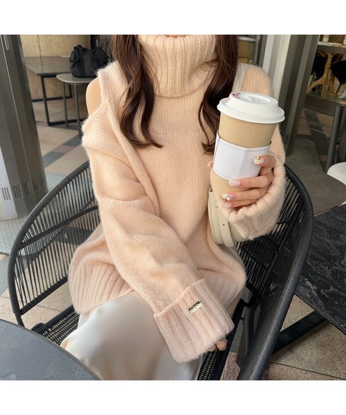 Ogue.（オグ）の「[ Ogue. ] インナー付き / turtleneck fluffy azato knit （タートルネックあざとニット）（ニット/セーター・レディース・ホワイト/ベビーピンク・FREE）」の12枚目の写真