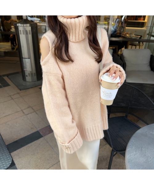 Ogue.（オグ）の「[ Ogue. ] インナー付き / turtleneck fluffy azato knit （タートルネックあざとニット）（ニット/セーター・レディース・ホワイト/ベビーピンク・FREE）」の16枚目の写真