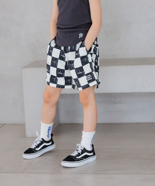 BAYFLOW（ベイフロー）の「[豊富なカラー展開]HAPPYカラーショーツ(KIDS)（その他パンツ・キッズ・オレンジ/ブラック/ネイビー/ブルー/オフホワイト・140cm/130cm/120cm/110cm/150cm）」の2枚目の写真