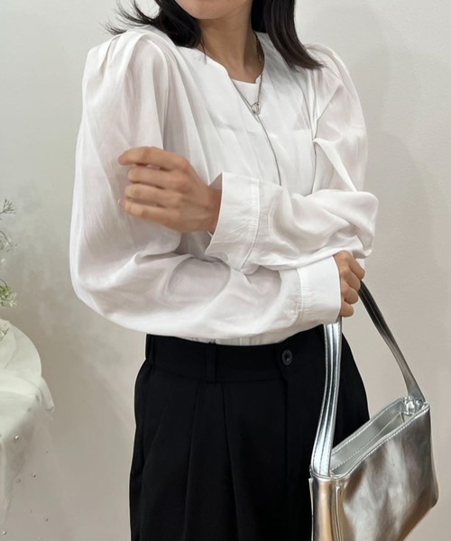 mebole(メボレ)の「ノーカラーシアーブラウス(シャツ/ブラウス・レディース・ピンク/グリーン/ホワイト・FREE)」の6枚目の写真