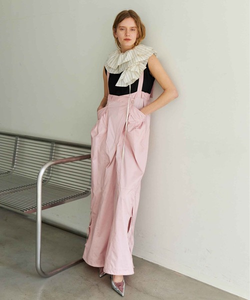 MAISON SPECIAL(メゾンスペシャル)の「Cutoff Sleeveless Tops/カットオフノースリーブトップス【MAISON SPECIAL/メゾンスペシャル】(タンクトップ・レディース・ブラック/チャコールグレー/ホワイト/レッド/グリーン/ピンク・FREE)」の13枚目の写真