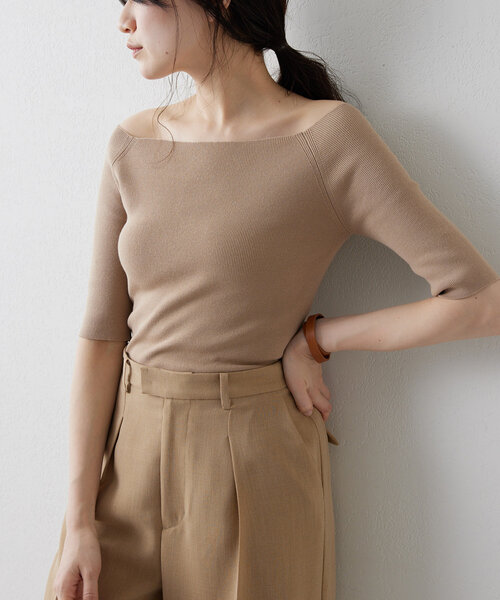 THE PAUSE(ザ ポーズ)の「【THE PAUSE】オフショルハーフスリーブプルオーバー(ニット/セーター・レディース・レッド/ベージュ/ブラック/チャコールグレー・FREE)」の9枚目の写真