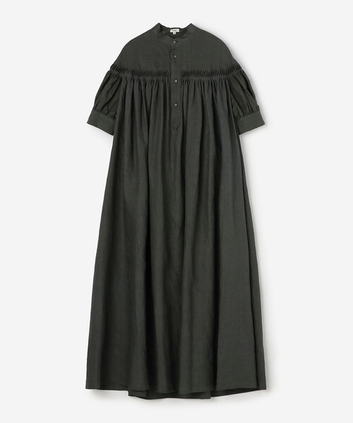 Scye（サイ）の「Scye |〈別注〉リネン ピンタックドレス WOMEN（ワンピース・レディース・チャコール・38）」の12枚目の写真