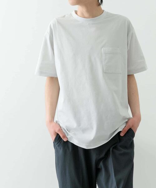 ITEMS URBANRESEARCH（アイテムズ アーバンリサーチ）の「接触冷感ハイストレッチTシャツ（シャツ/ブラウス・メンズ・チャコールグレー/ブラック/ホワイト/ネイビー・MEDIUM/LARGE）」の8枚目の写真