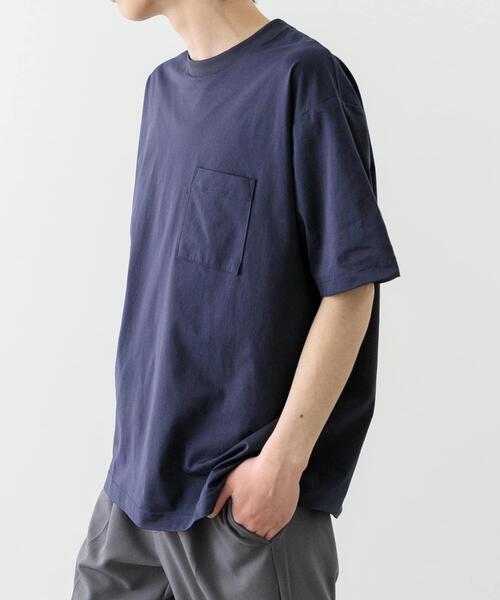 ITEMS URBANRESEARCH（アイテムズ アーバンリサーチ）の「接触冷感ハイストレッチTシャツ（シャツ/ブラウス・メンズ・チャコールグレー/ブラック/ホワイト/ネイビー・MEDIUM/LARGE）」の22枚目の写真