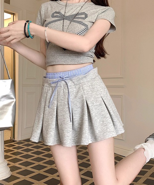 HOOK(フック)の「カジュアルプリーツスカート (SS)(スカート・レディース・ブラック/ネイビー/グレー・SMALL/MEDIUM/LARGE)」の7枚目の写真