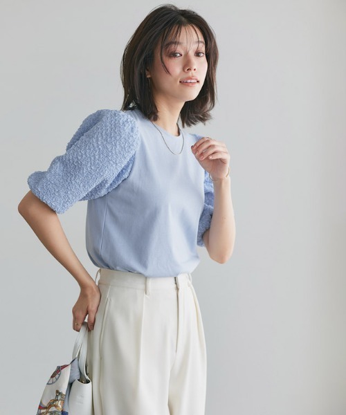 Pierrot(ピエロ)の「ジャカードスリーブTシャツ(Tシャツ/カットソー・レディース・ブラック/オフホワイト/ブルー・M/L)」の14枚目の写真