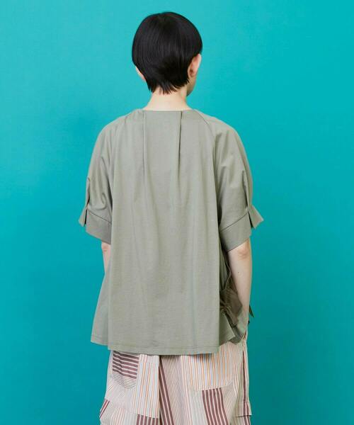 FRAPBOIS(フラボア)の「リボンカット カットソー(Tシャツ/カットソー・レディース・ブラック/カーキ・1)」の4枚目の写真