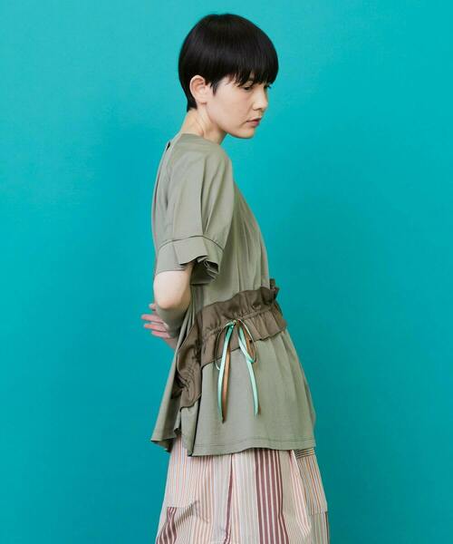 FRAPBOIS(フラボア)の「リボンカット カットソー(Tシャツ/カットソー・レディース・ブラック/カーキ・1)」の5枚目の写真