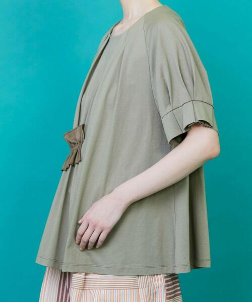 FRAPBOIS(フラボア)の「リボンカット カットソー(Tシャツ/カットソー・レディース・ブラック/カーキ・1)」の6枚目の写真