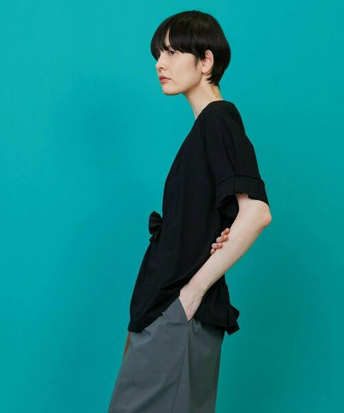 FRAPBOIS(フラボア)の「リボンカット カットソー(Tシャツ/カットソー・レディース・ブラック/カーキ・1)」の9枚目の写真