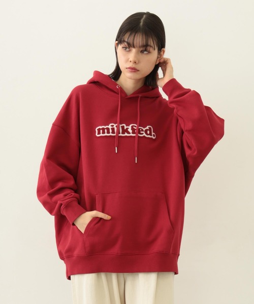 MILKFED.（ミルクフェド）の「COOPER LOGO WIDE SWEAT HOODIE（パーカー・レディース・オートミール/チャコール/レッド・M/L）」の3枚目の写真