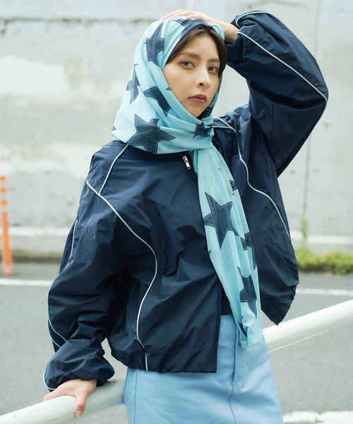 DURAS（デュラス）の「フードスカーフ付2WAYブルゾン（ブルゾン・レディース・ブルー/ブラック・FREE）」の20枚目の写真