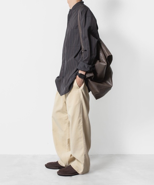 ATTACHMENT（アタッチメント）の「フィンクスコットン コーデュロイ 1タック ワイドトラウザーズ / FINX CO CORDUROY 1TUCK WIDE TROUSERS（その他パンツ・メンズ・ブラック/オフホワイト/キャメル・3/2/1）」の21枚目の写真