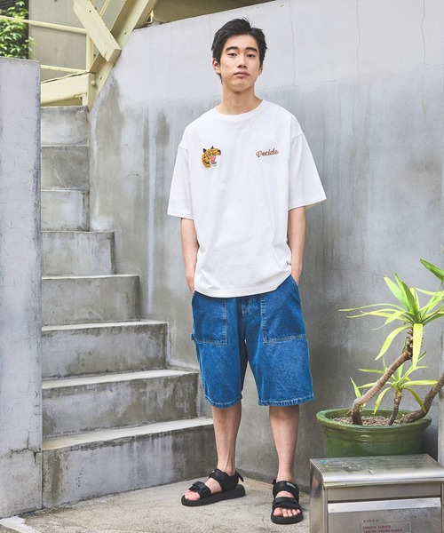 niko and...(ニコアンド)の「ベトジャンモチーフ刺繍Tシャツ(Tシャツ/カットソー・メンズ・チャコール/オフホワイト/カーキ・MEDIUM/LARGE)」の4枚目の写真